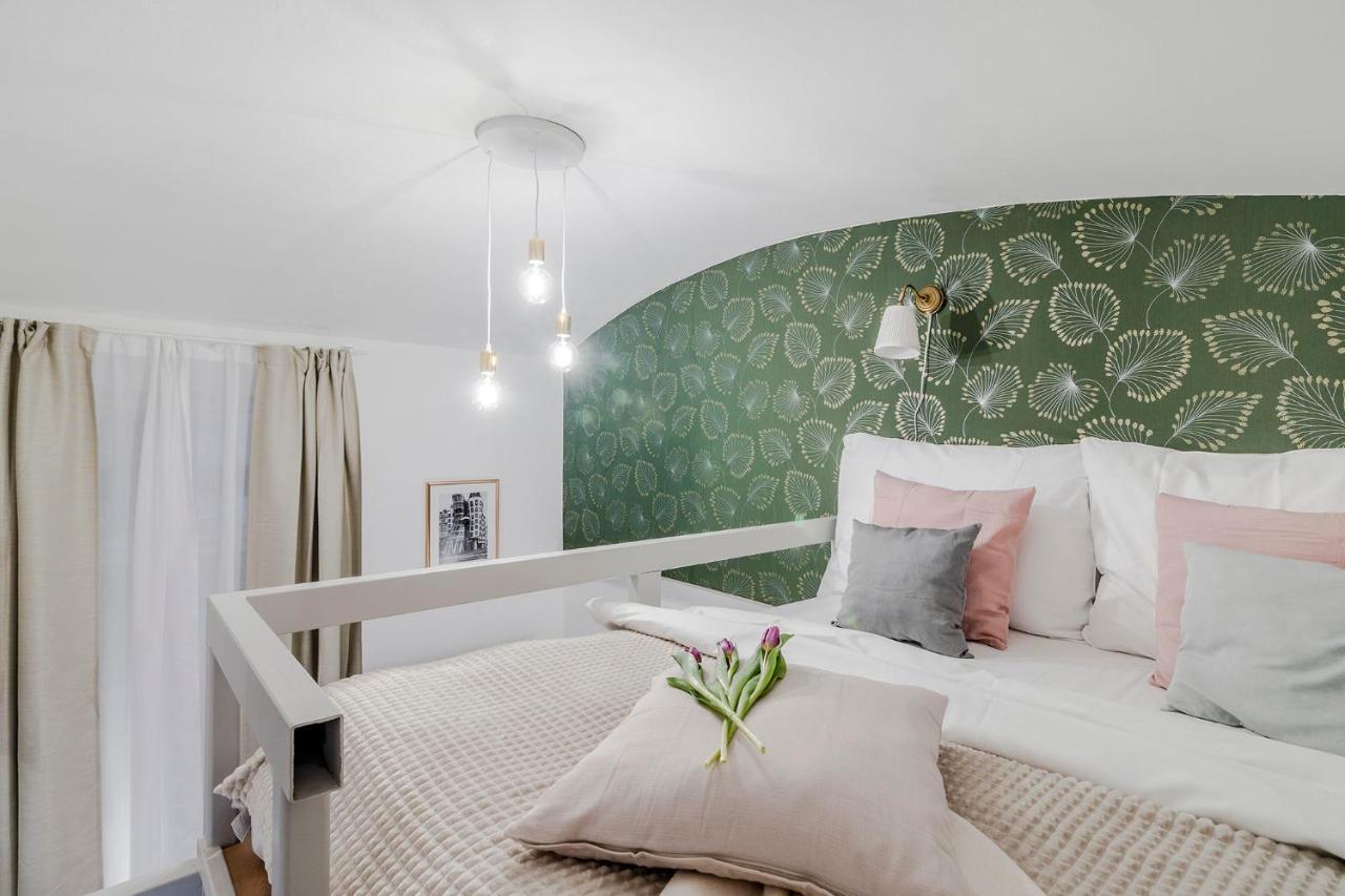 Prague Apt Near Charles Bridge By Michal&Friends المظهر الخارجي الصورة