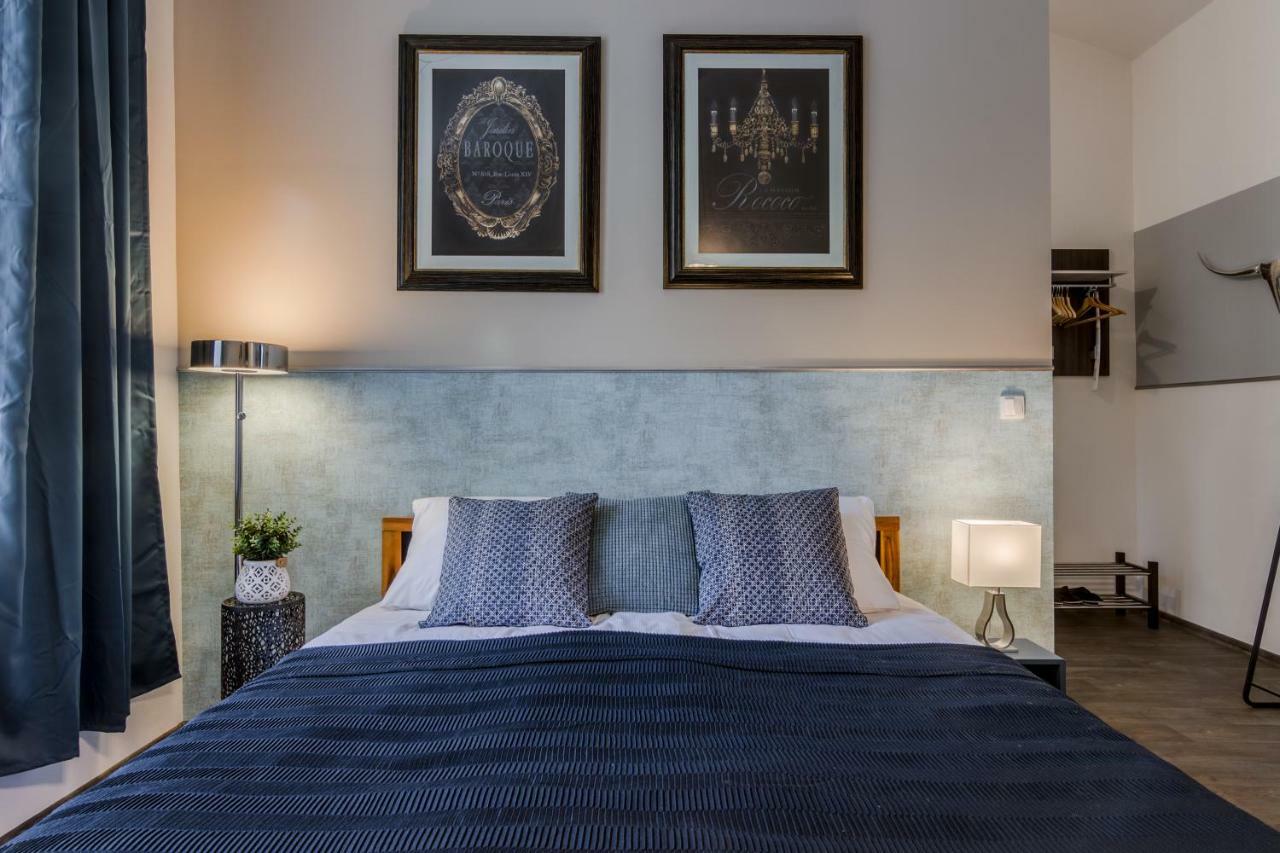 Prague Apt Near Charles Bridge By Michal&Friends المظهر الخارجي الصورة